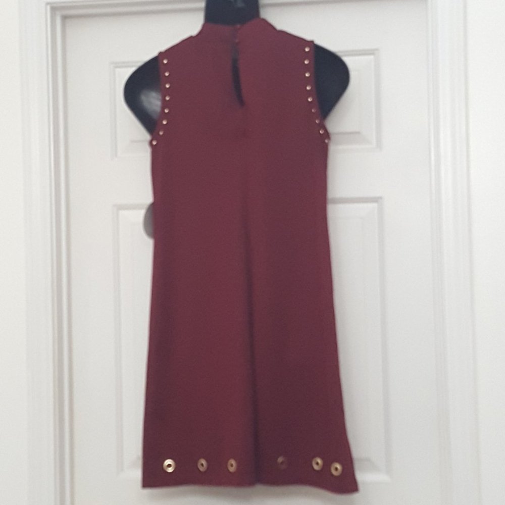 New Women's EMMA & MICHELE Midi Sleeveless Red Dress Size M - Picture 2 of 11